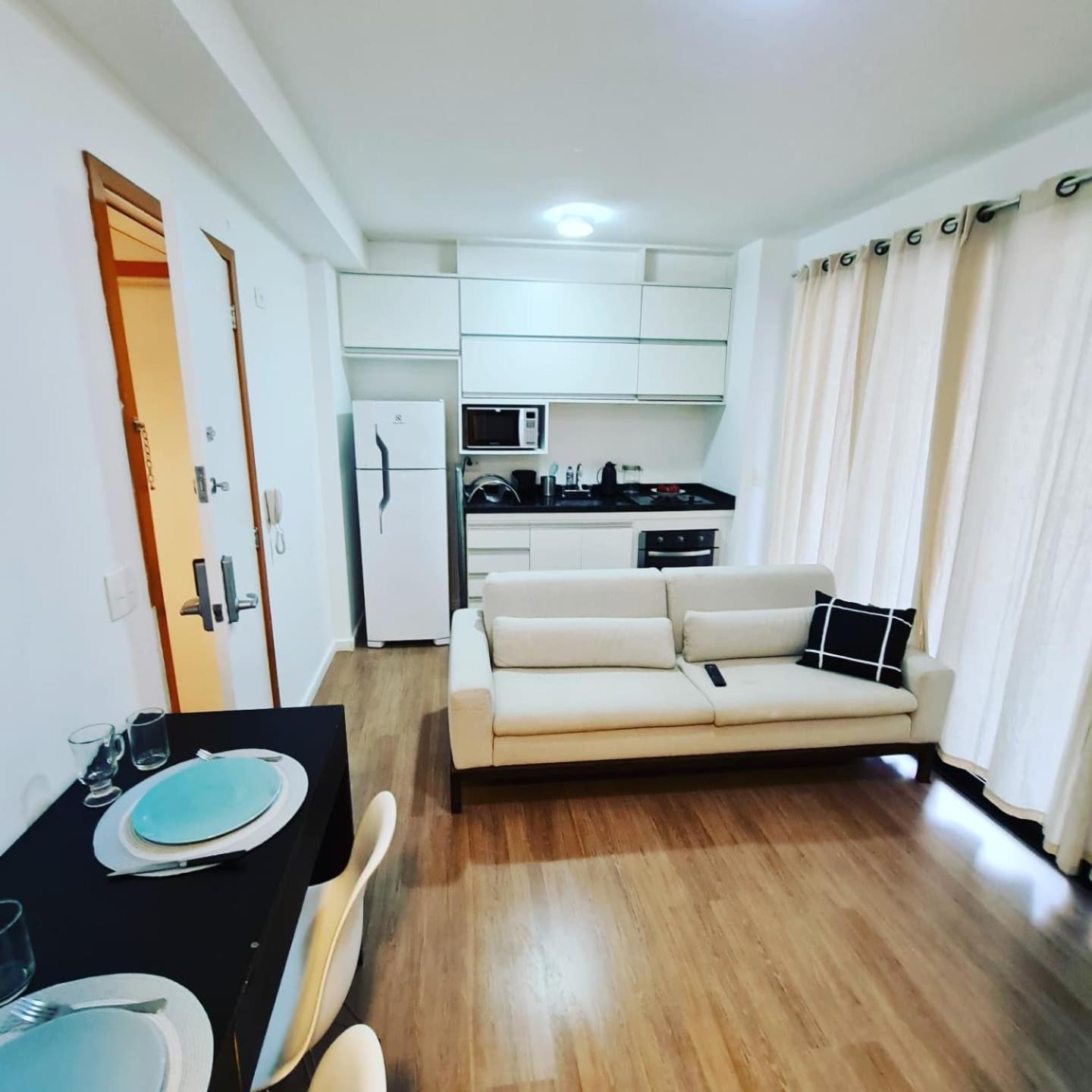 Roof Bela Cintra Apartamento *
